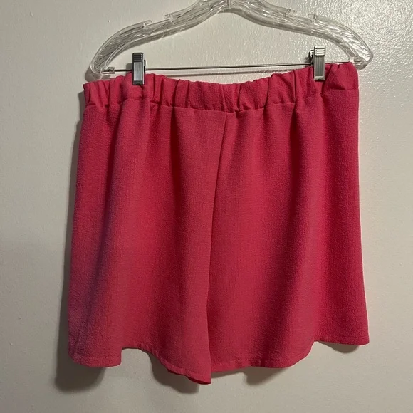 Nice casual PINK short set. Size XXL - Picture 7 of 10